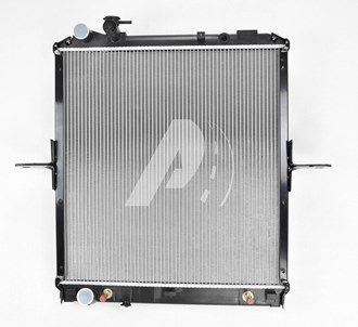 ISUZU NPR / NQR Series, 2004-  AUTO *Oil Cooler lines face the ENGINE*